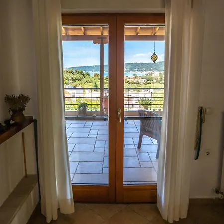 Helios Fourka Holiday home *