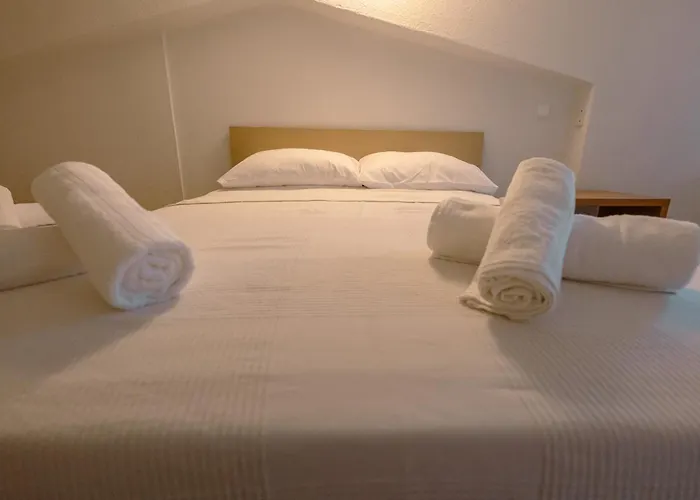 度假居 Helios Fourka