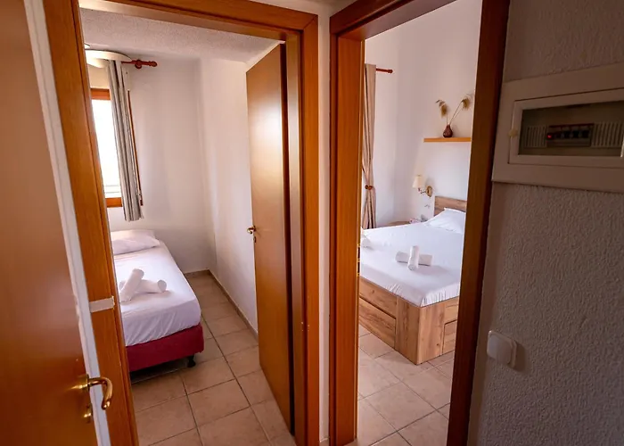 度假居 Helios Fourka