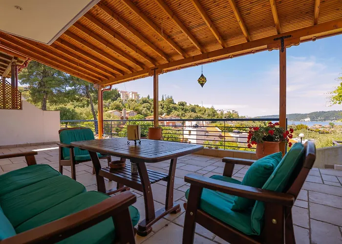 度假居 Helios Fourka *