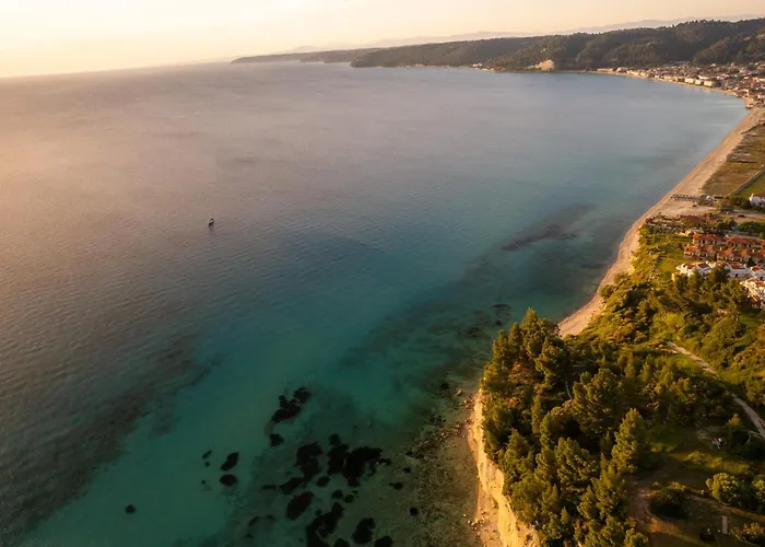 度假居 Helios Fourka