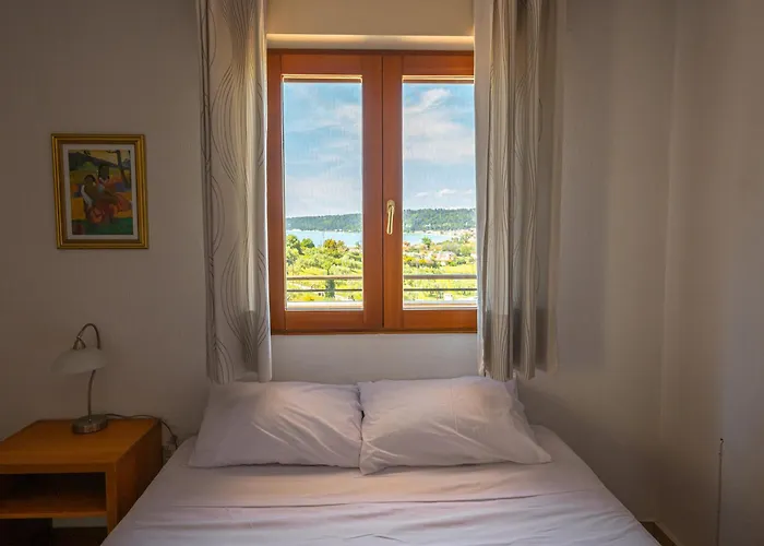 Helios Fourka 度假居