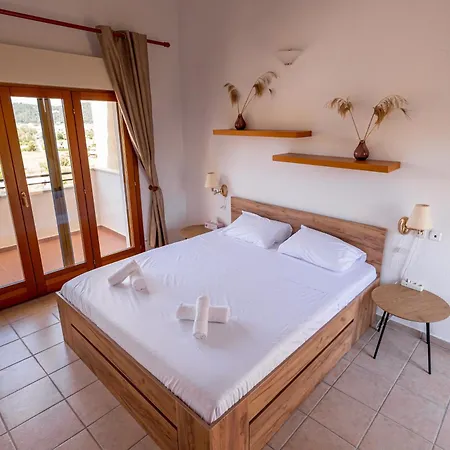 Ferienhaus Helios Fourka Skála Foúrkas
