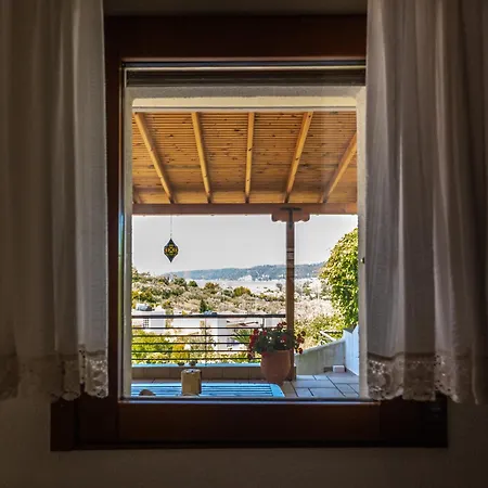 Ferienhaus Helios Fourka *